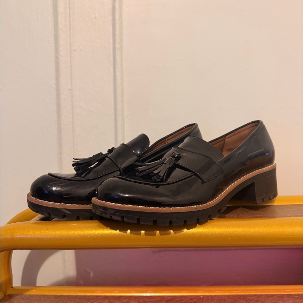Black Leather Loafers with Tassels
